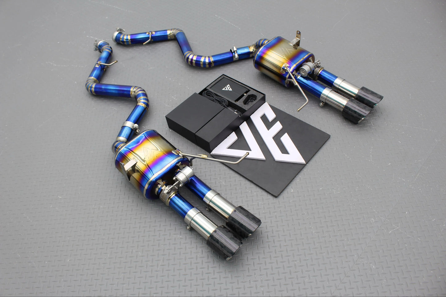 BMW M3 E9X Valved Axle Back Exhaust