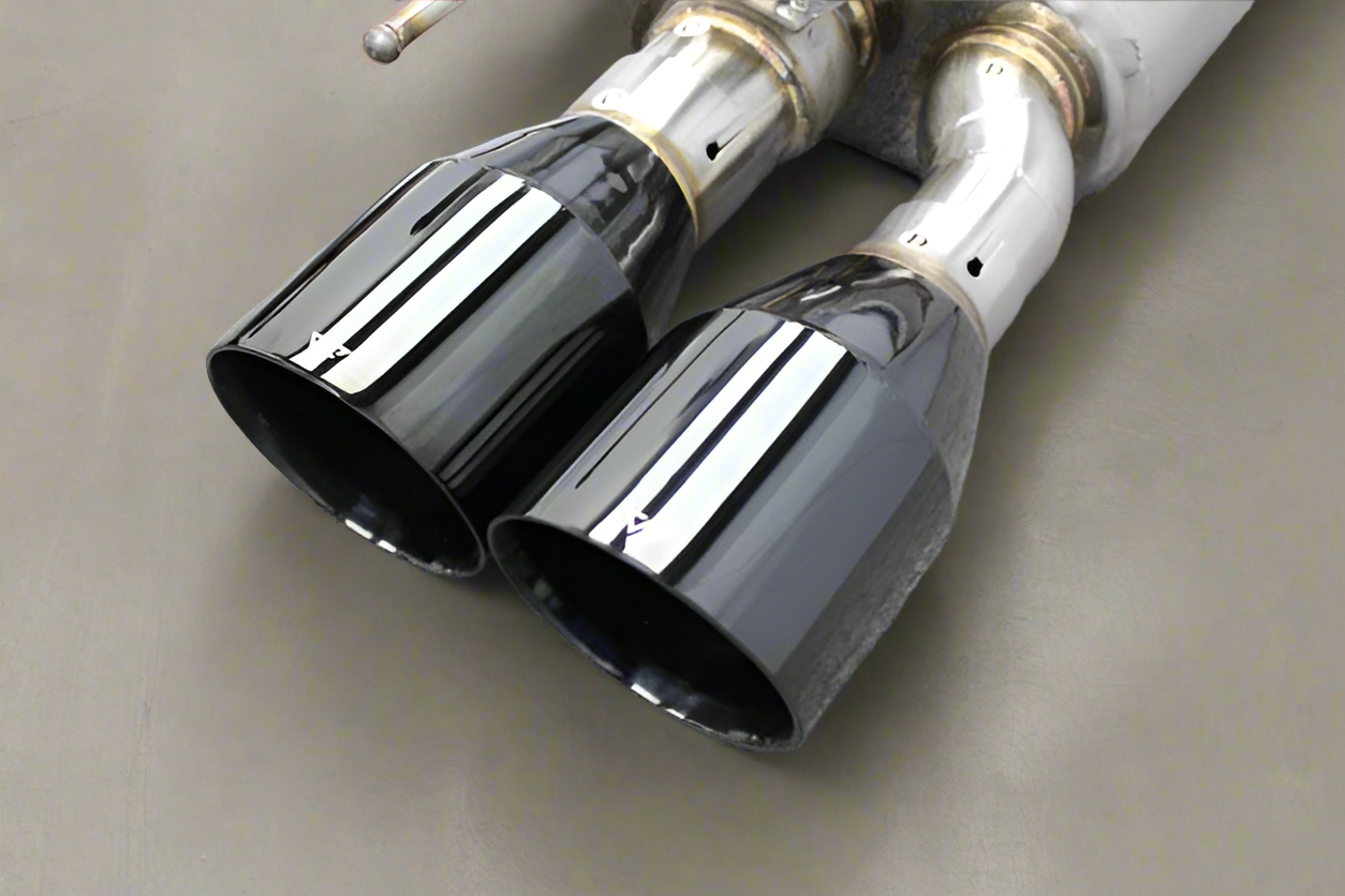 S650 Darkhorse Valved Axle Back